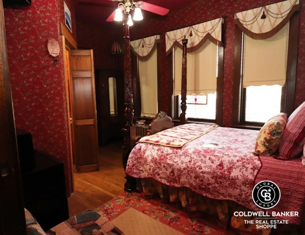 501 N 5th St, Garden City, KS 67846