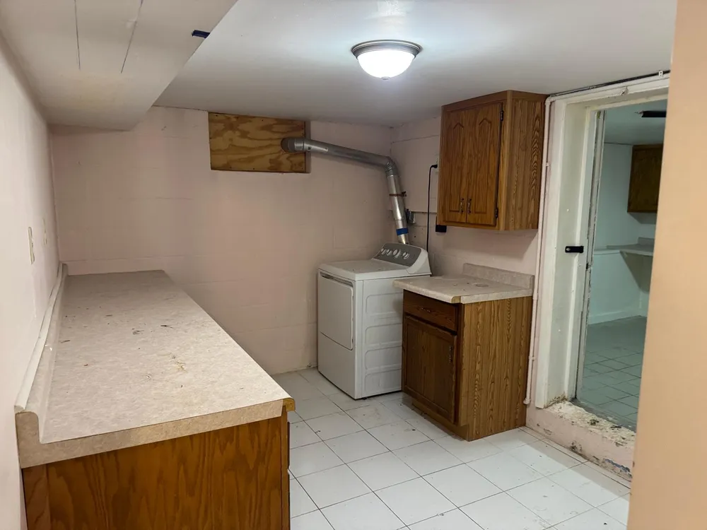 238 MacArthur St E, South Saint Paul, MN 55075