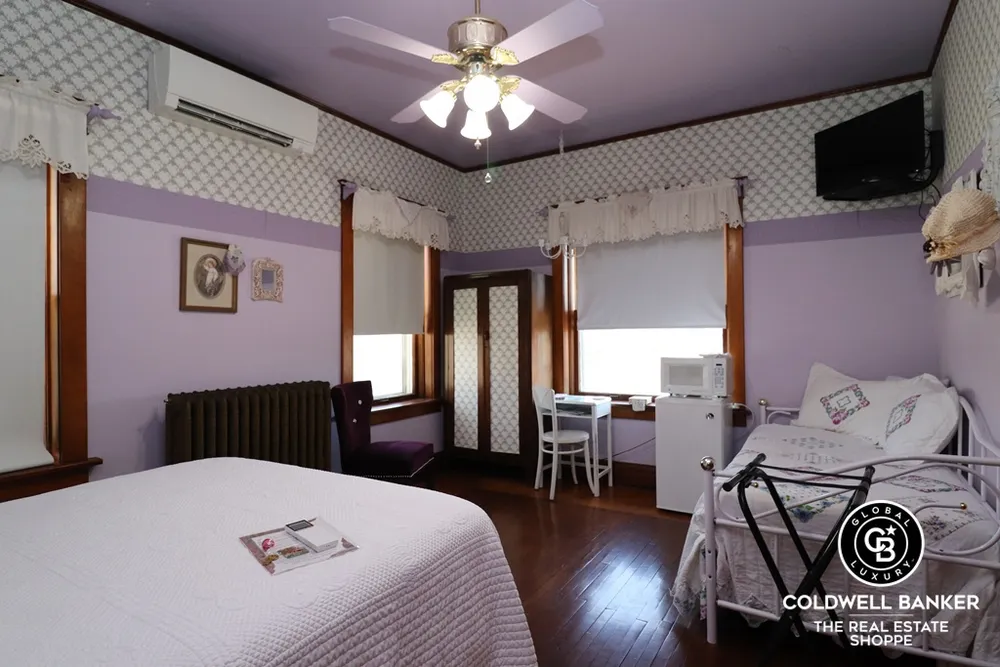 501 N 5th St, Garden City, KS 67846