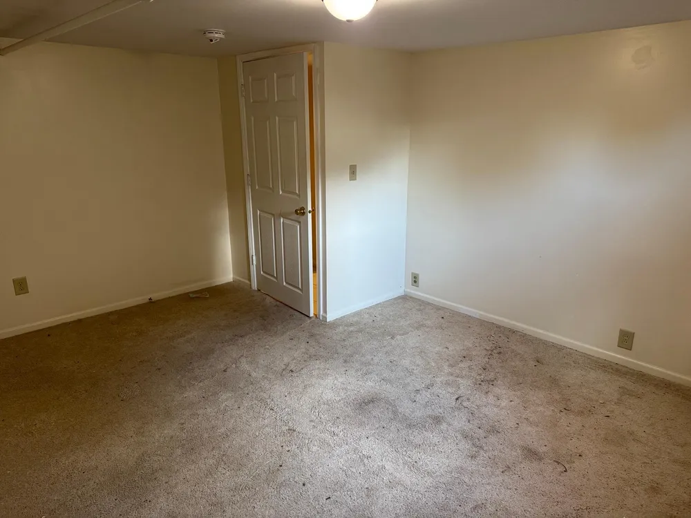 238 MacArthur St E, South Saint Paul, MN 55075