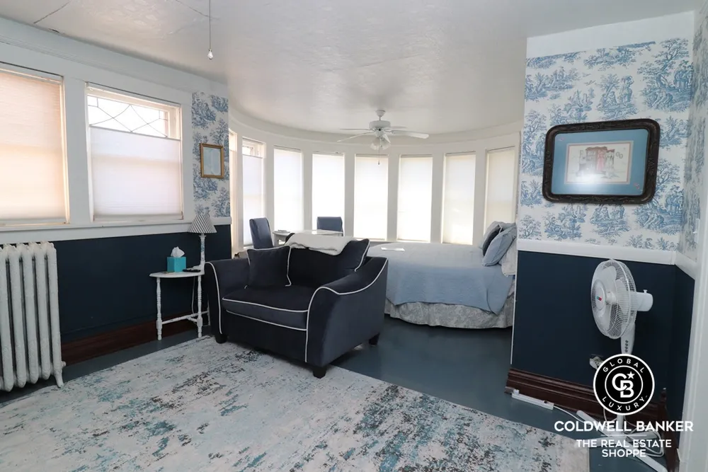 501 N 5th St, Garden City, KS 67846