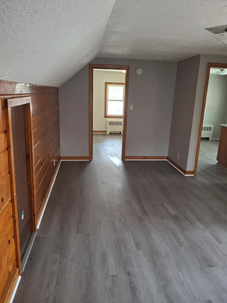 238 MacArthur St E, South Saint Paul, MN 55075