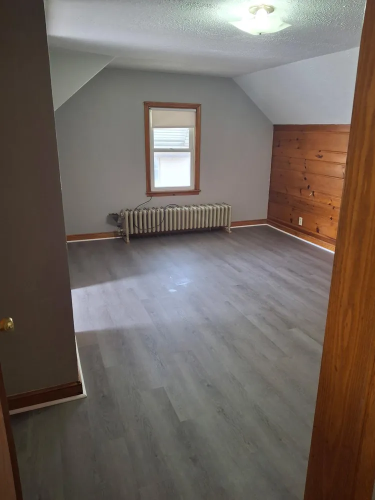 238 MacArthur St E, South Saint Paul, MN 55075