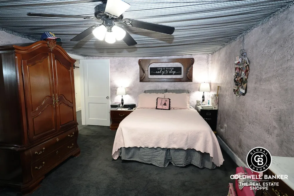 501 N 5th St, Garden City, KS 67846