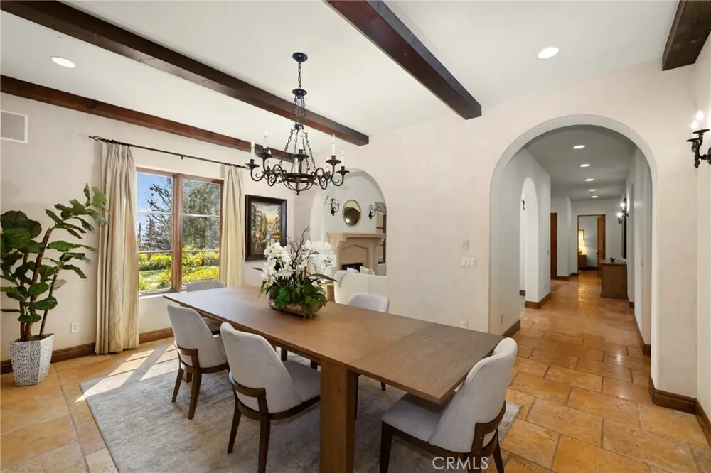 1417 Royal Oaks Dr, Bradbury, CA 91008