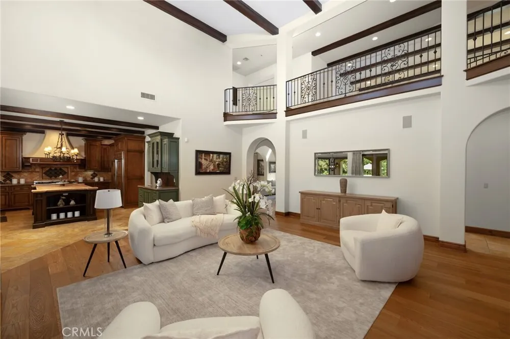 1417 Royal Oaks Dr, Bradbury, CA 91008