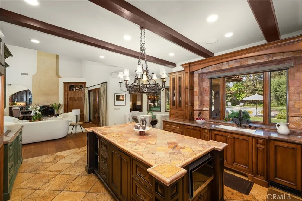 1417 Royal Oaks Dr, Bradbury, CA 91008