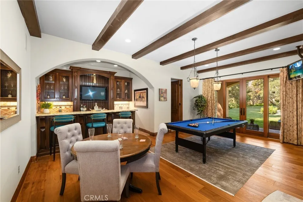 1417 Royal Oaks Dr, Bradbury, CA 91008