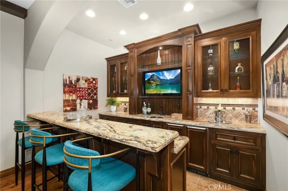1417 Royal Oaks Dr, Bradbury, CA 91008