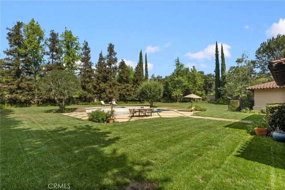 1417 Royal Oaks Dr, Bradbury, CA 91008