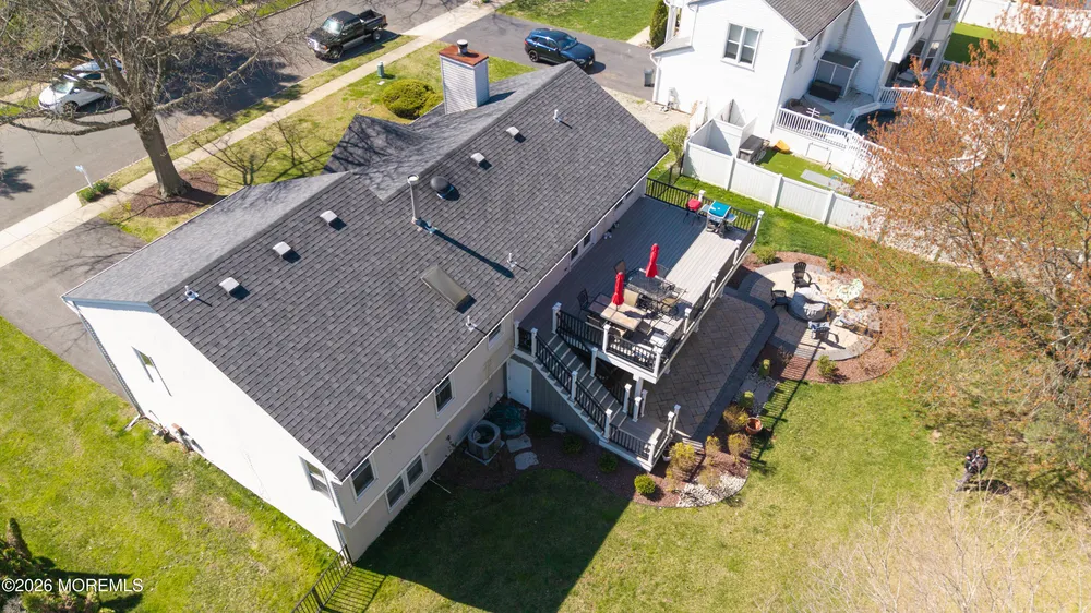 39 Royal Rd, Freehold, NJ 07728