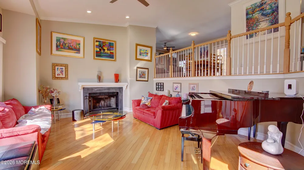 39 Royal Rd, Freehold, NJ 07728