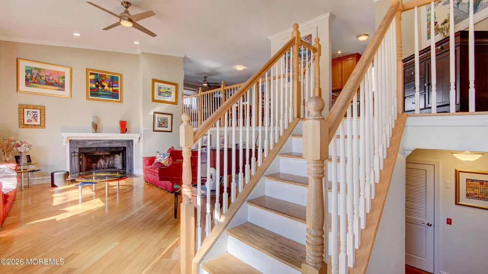 39 Royal Rd, Freehold, NJ 07728