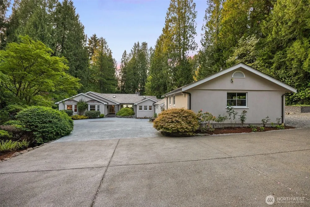 3718 S 334th St, Federal Way, WA 98001