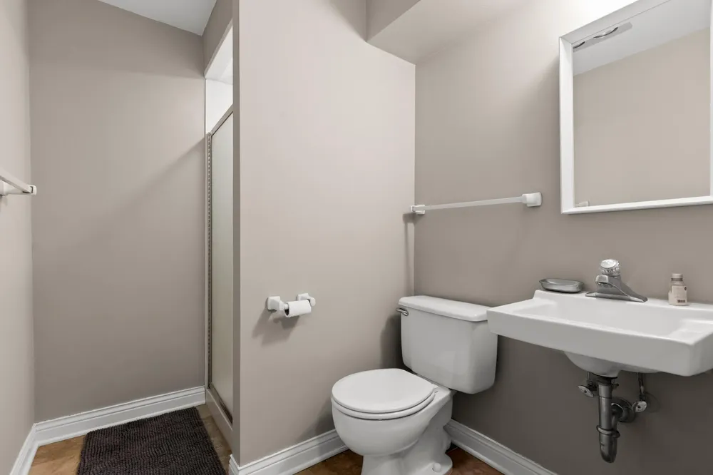 4236 Heathcote Rd, Deephaven, MN 55391