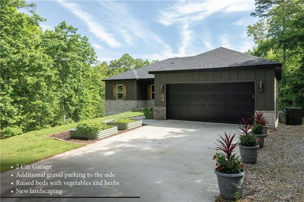 4 Goring Circle, Bella Vista, AR 72714
