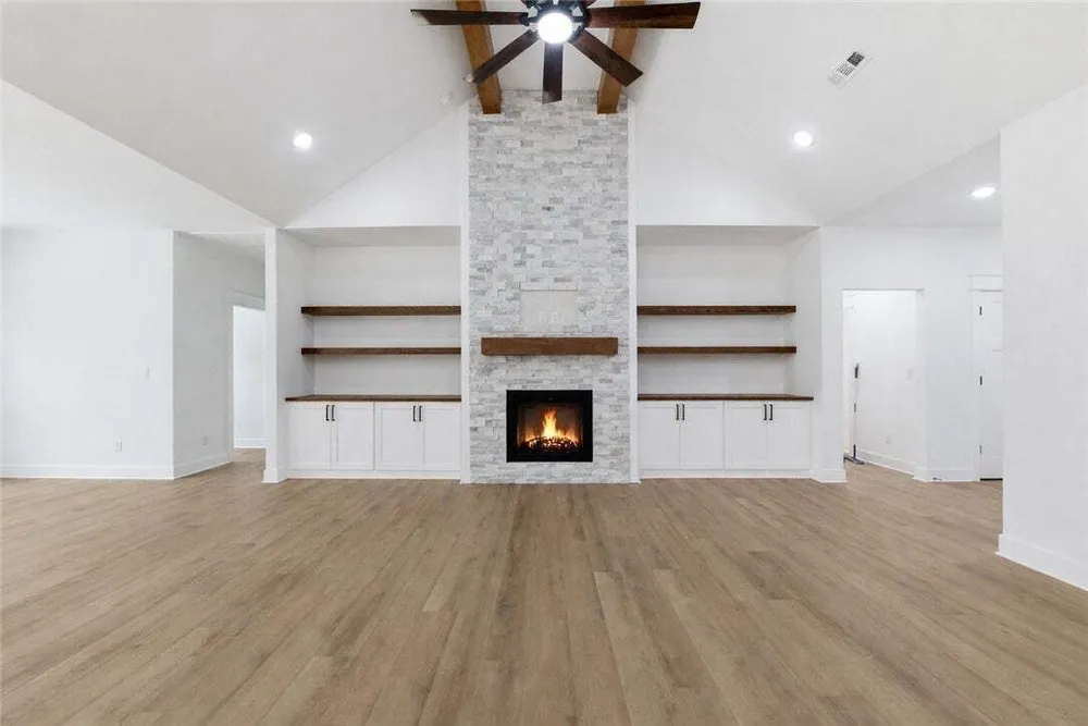 14 Kames Ln, Bella Vista, AR 72715