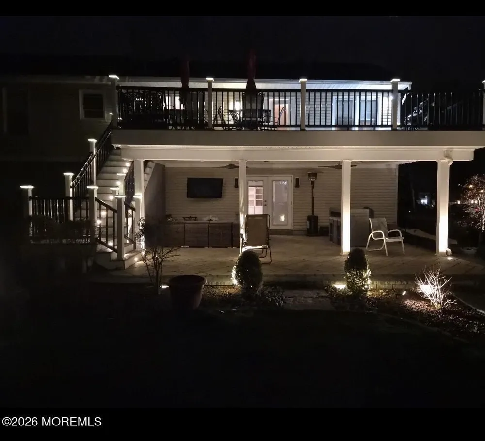 39 Royal Rd, Freehold, NJ 07728