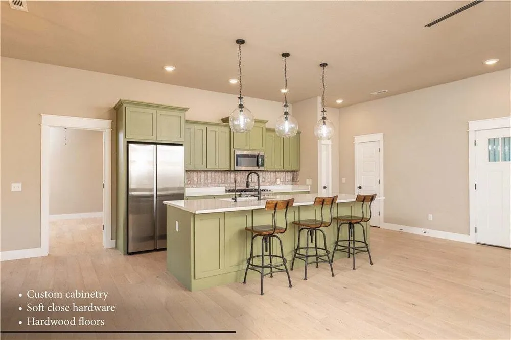 4 Goring Circle, Bella Vista, AR 72714
