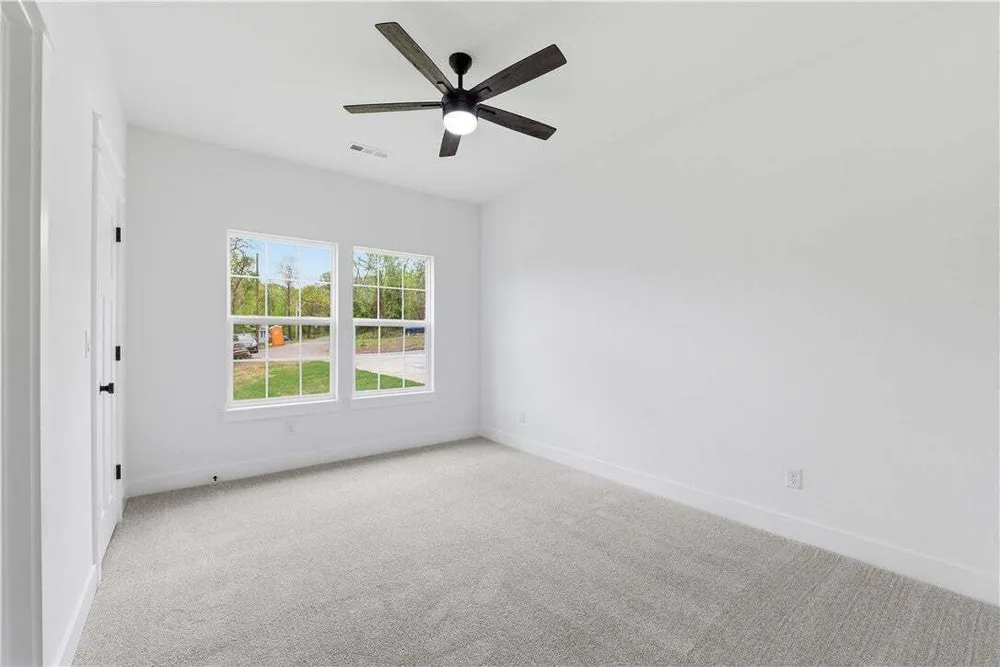 14 Kames Ln, Bella Vista, AR 72715