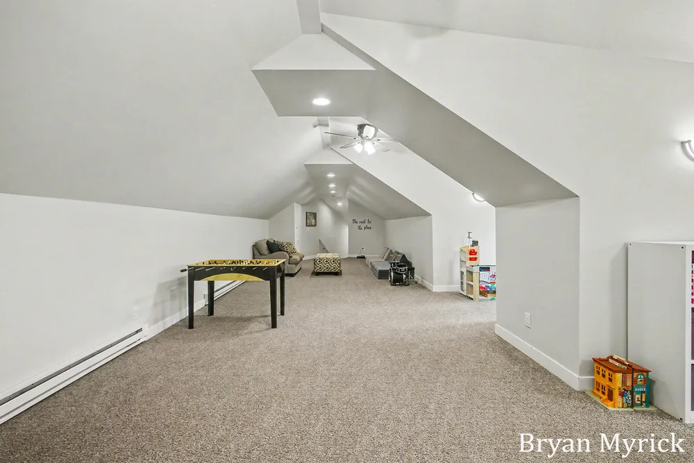 3355 Palmer Dr, Saugatuck, MI 49453
