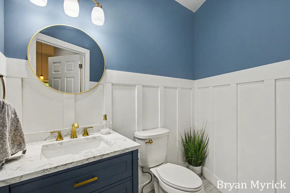 3355 Palmer Dr, Saugatuck, MI 49453