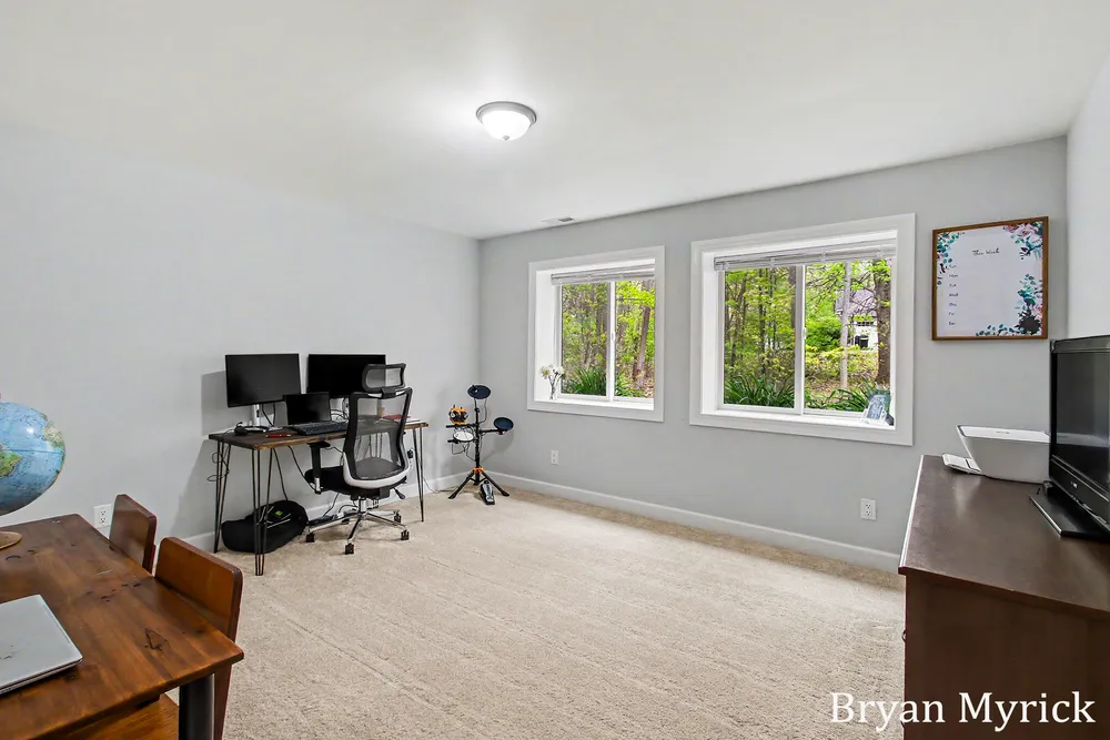 3355 Palmer Dr, Saugatuck, MI 49453