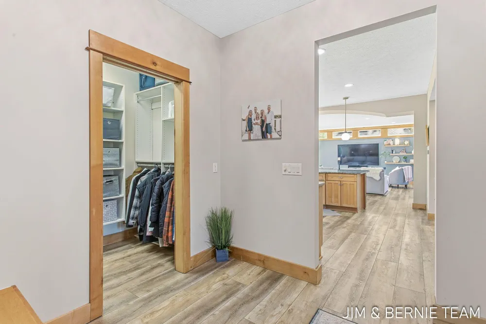 6427 Sand Castle View, Holland, MI 49423