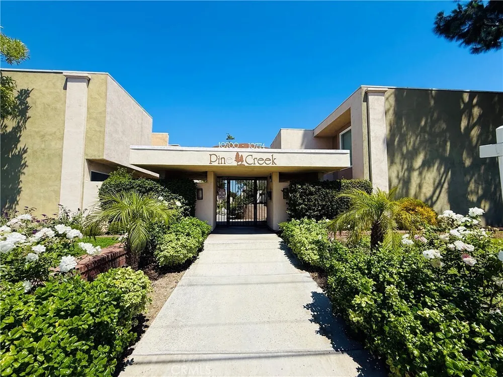 10760 Knott Ave, Stanton, CA 90680