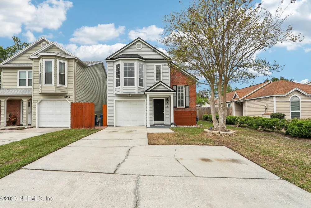 598 Staffordshire Dr, Jacksonville, FL 32225