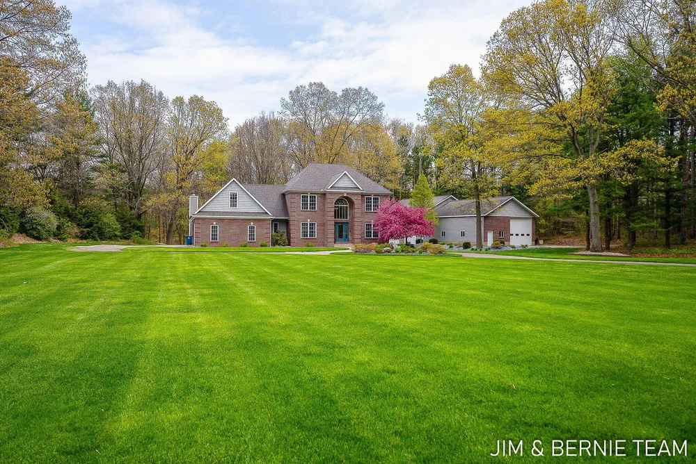 6427 Sand Castle View, Holland, MI 49423