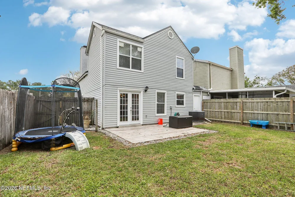 598 Staffordshire Dr, Jacksonville, FL 32225