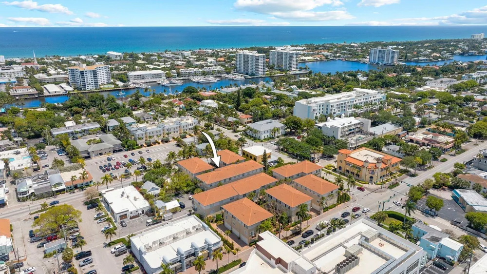 72 SE 6th Ave, Delray Beach, FL 33483