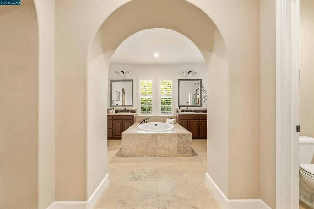 5325 Pembroke Way, San Ramon, CA 94582