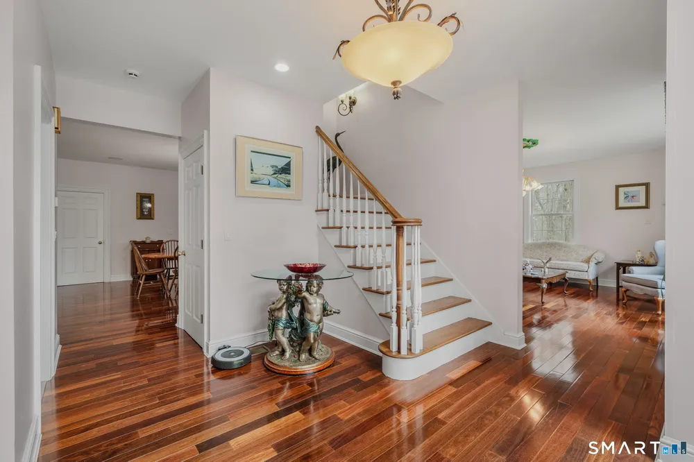 38 Jeremy Dr, East Lyme, CT 06333