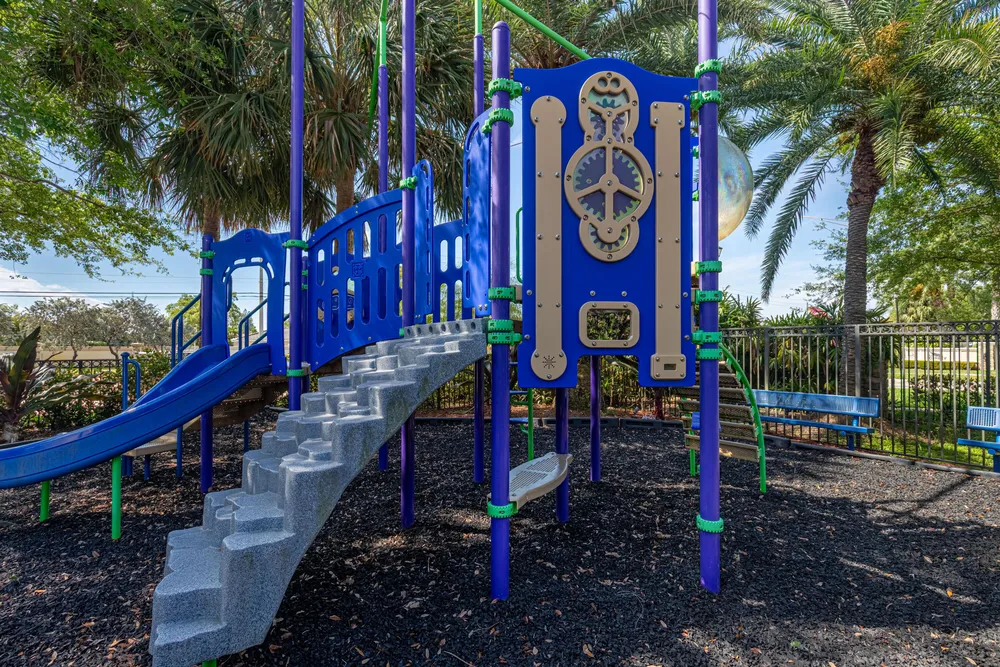 5931 NW 56th Pl, Tamarac, FL 33319
