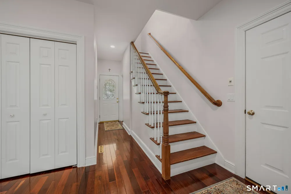 38 Jeremy Dr, East Lyme, CT 06333