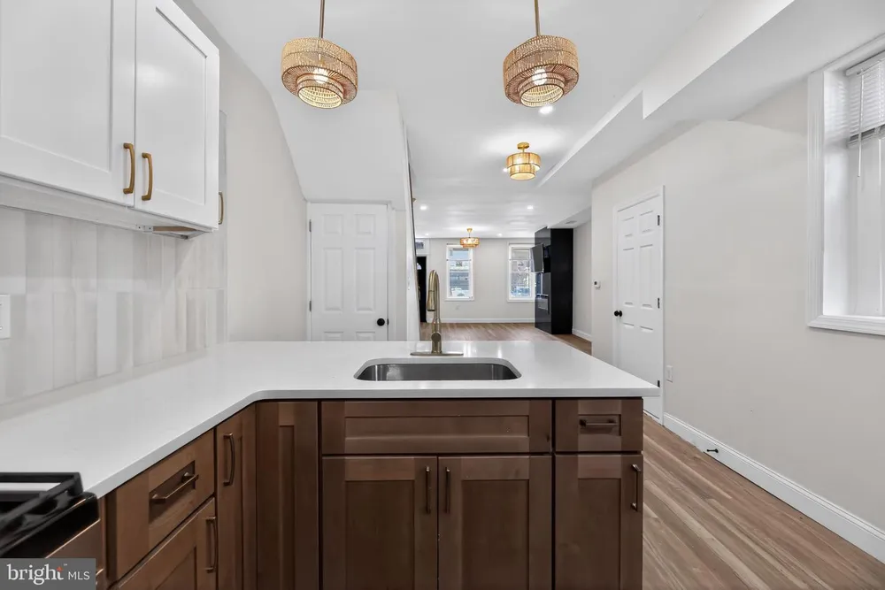 413 Elm St, Camden, NJ 08102