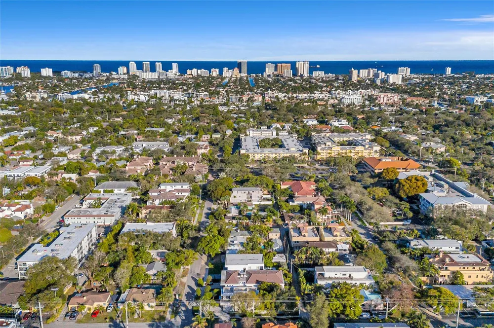 1200 NE 2nd St, Fort Lauderdale, FL 33301