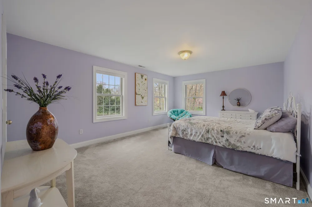 38 Jeremy Dr, East Lyme, CT 06333