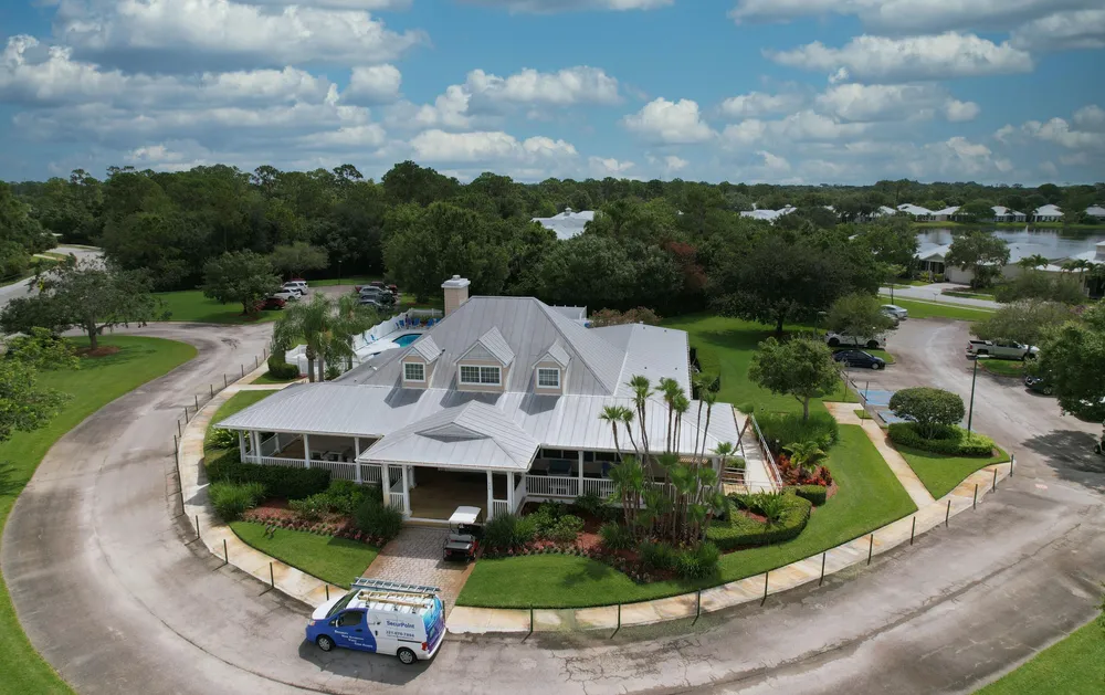 656 NE Waters Edge Ln, Port St Lucie, FL 34983