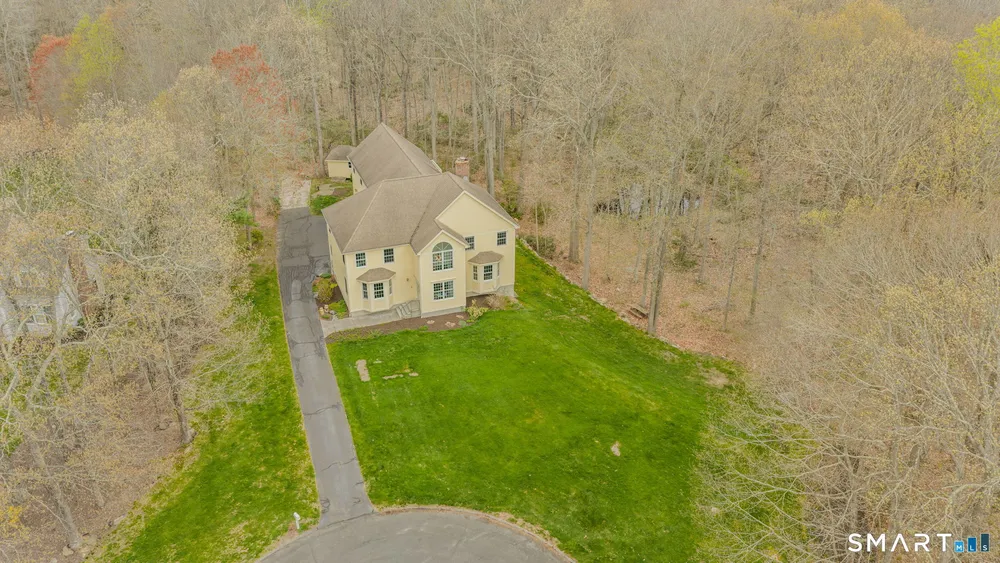 38 Jeremy Dr, East Lyme, CT 06333