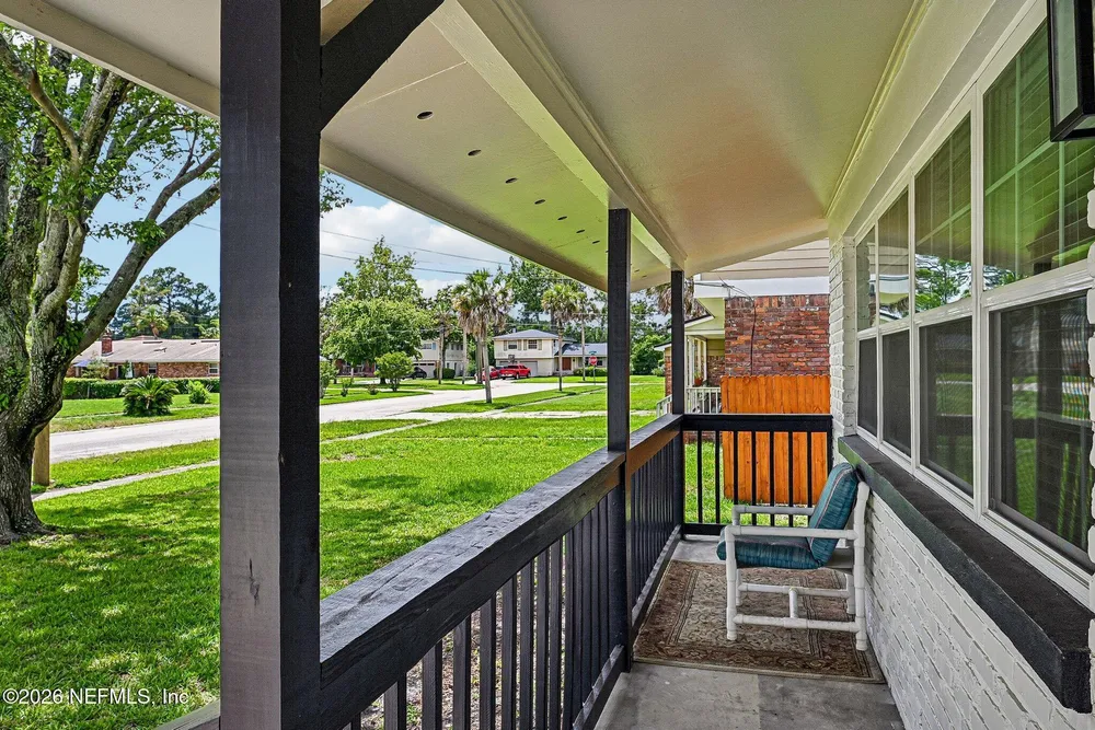 8529 Burkhall St, Jacksonville, FL 32211