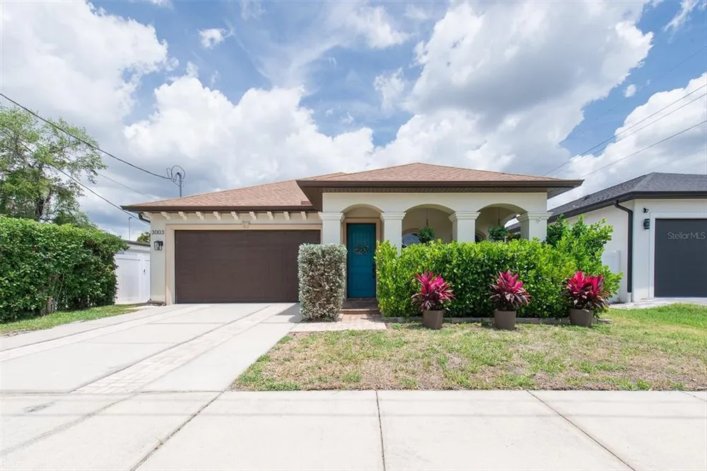 3003 W Leroy St, Tampa, FL 33607