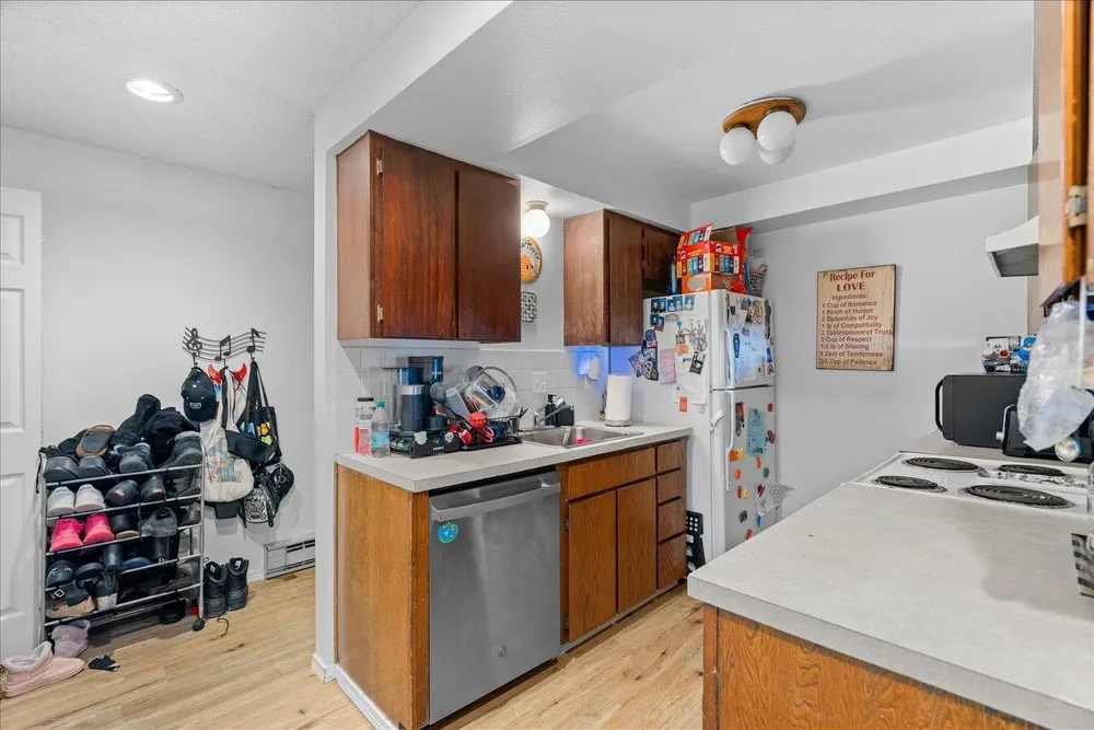 8737 N Colton St, Spokane, WA 99218