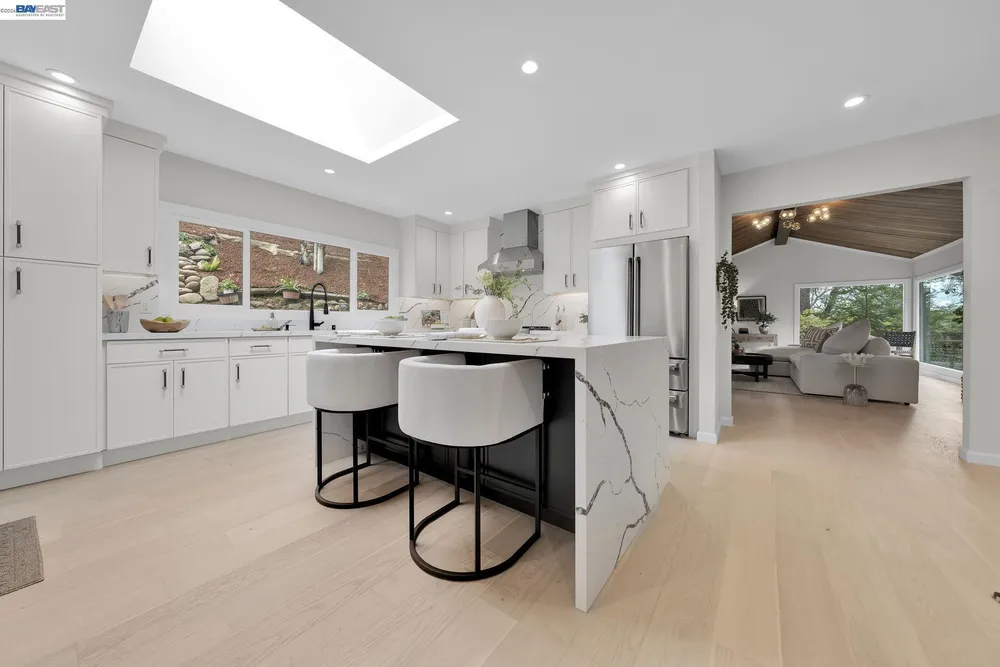 90 Upper Briar Rd, Kentfield, CA 94904
