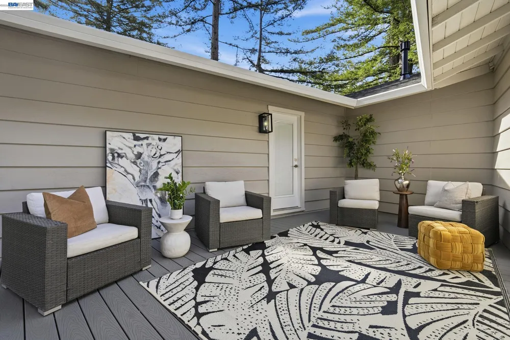 90 Upper Briar Rd, Kentfield, CA 94904