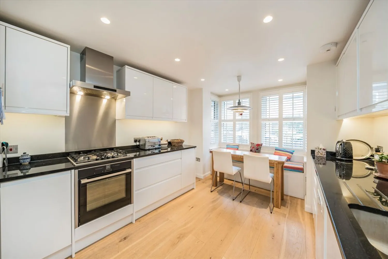 Elleray Road, Teddington, TW11 photo 3