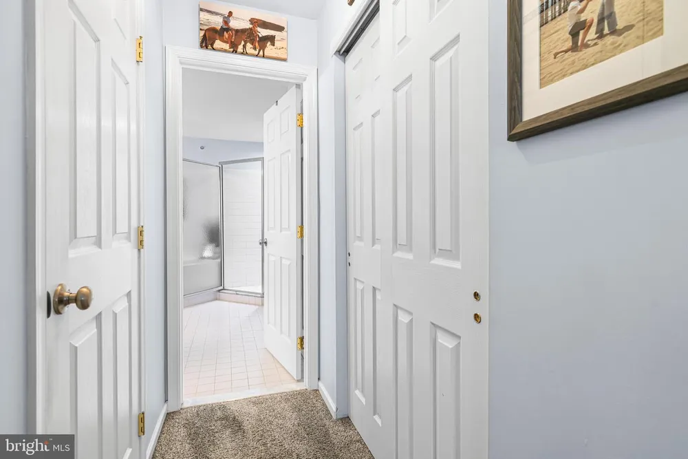 107 Rolling Hill Dr, Plymouth Meeting, PA 19462