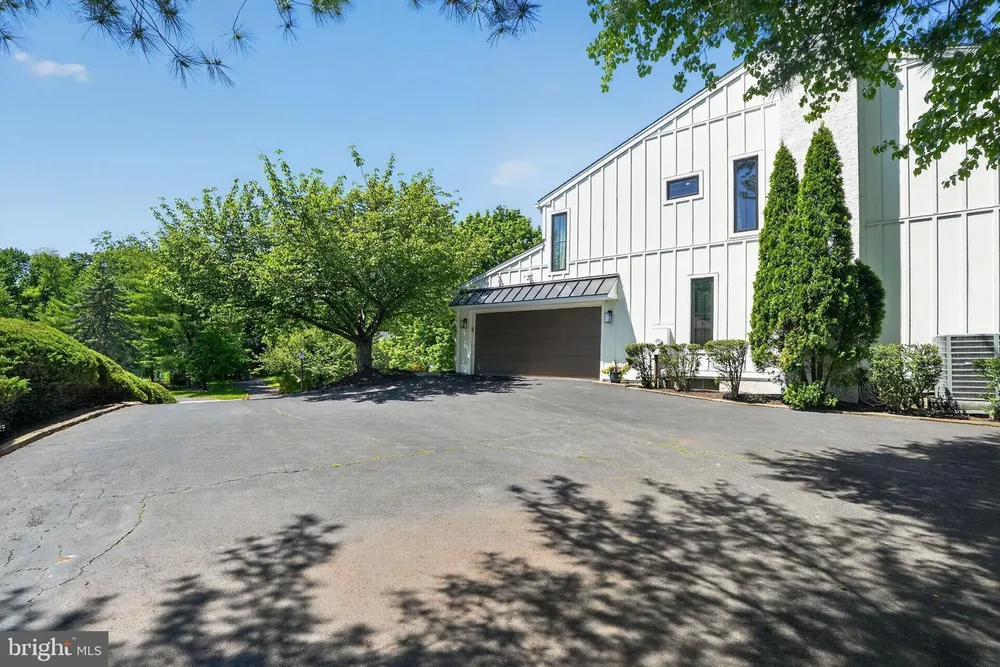 1531 Fulton Dr, Ambler, PA 19002